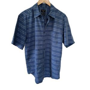 Quiksilver Men's Modern Fit Stripe Hawaiian Stripe Button Down Collared Shirt S